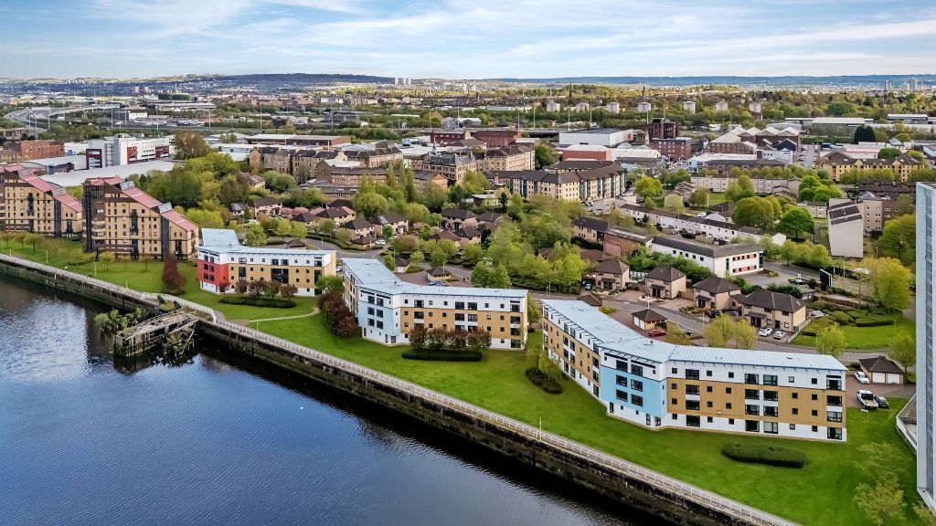 Property photo 1 of 18 42-Web-Or-Mls-90 Mavisbank Gardens Flat 2.1_40