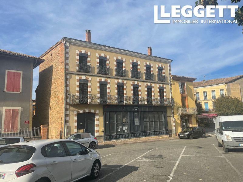 Property photo 2 of 10