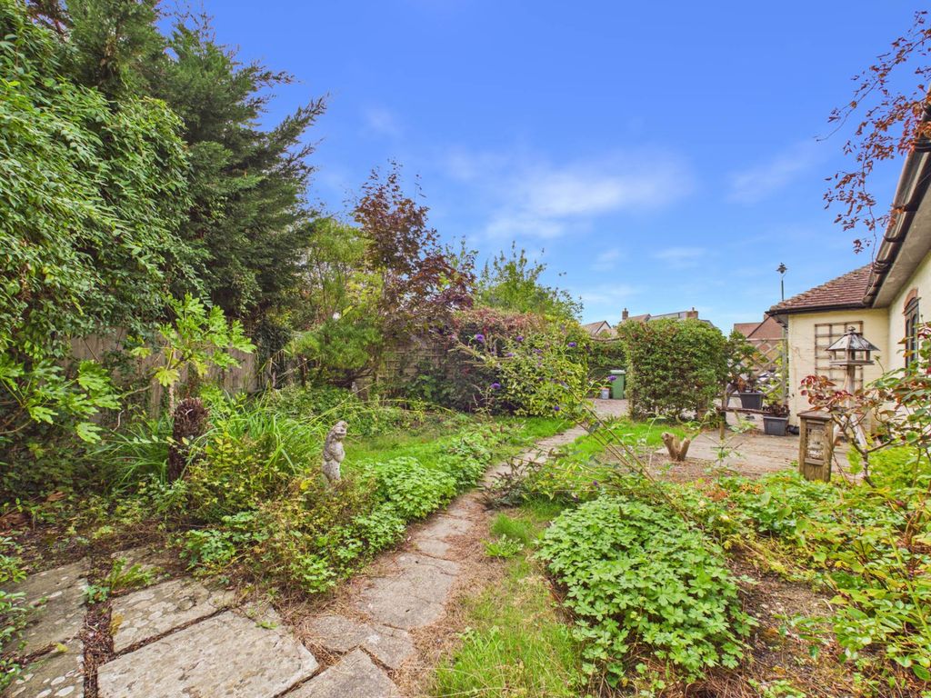 Property photo 2 of 24