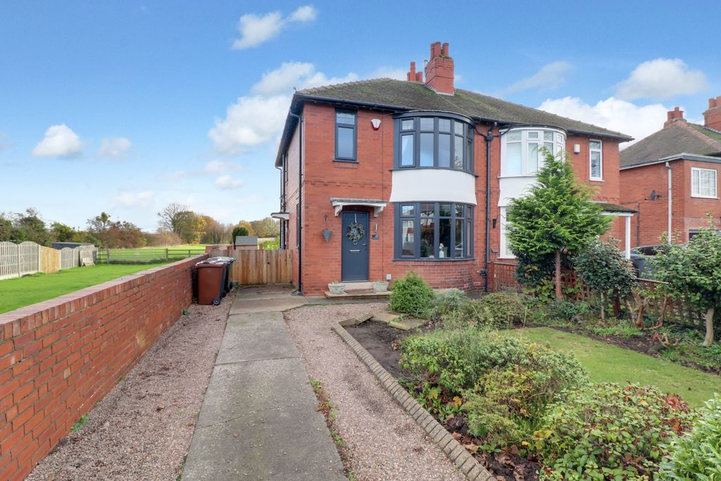 Property photo 2 of 23 View Of The Front Of The Property