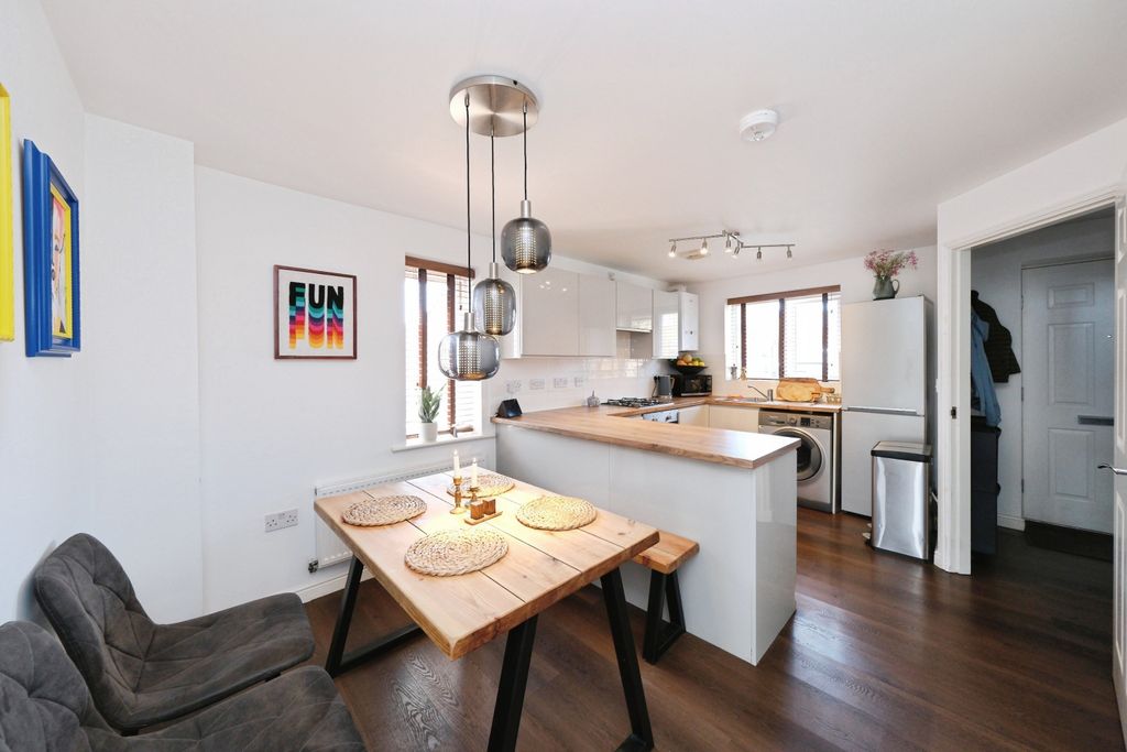 Property photo 2 of 20 Img_6762