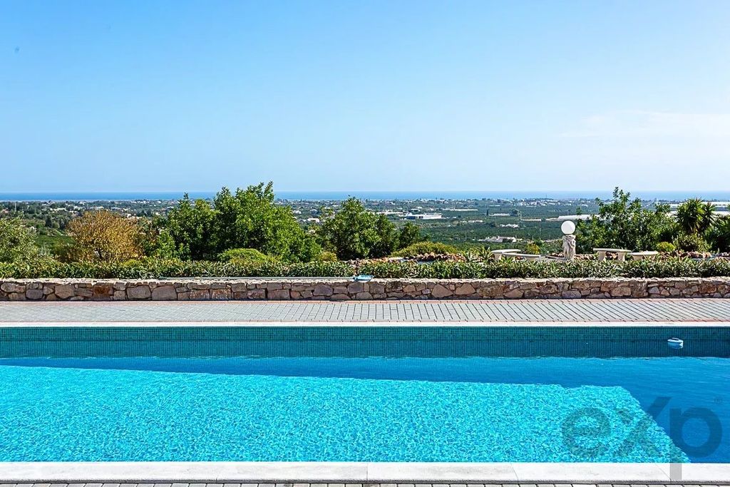 Property photo 3 of 55