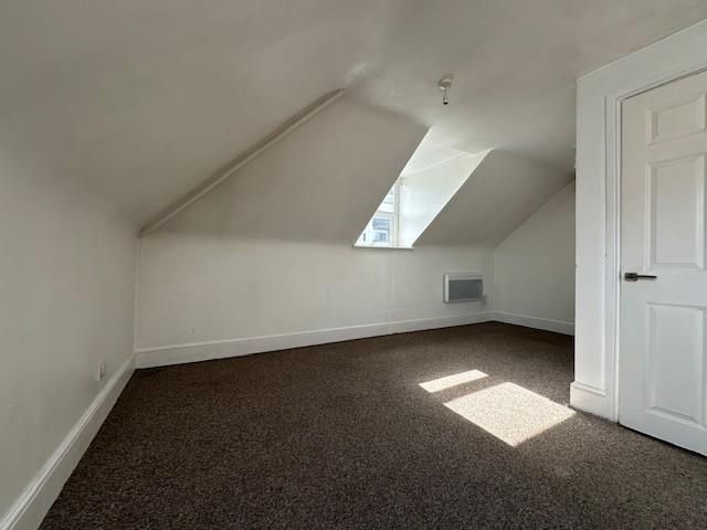 Property photo 3 of 6 5.Jpg