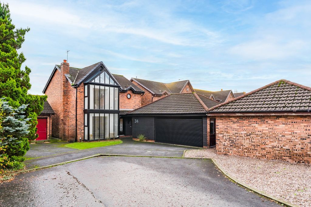 Property photo 1 of 34 3602761