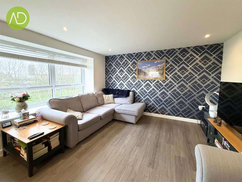 Property photo 3 of 10 9.Jpg