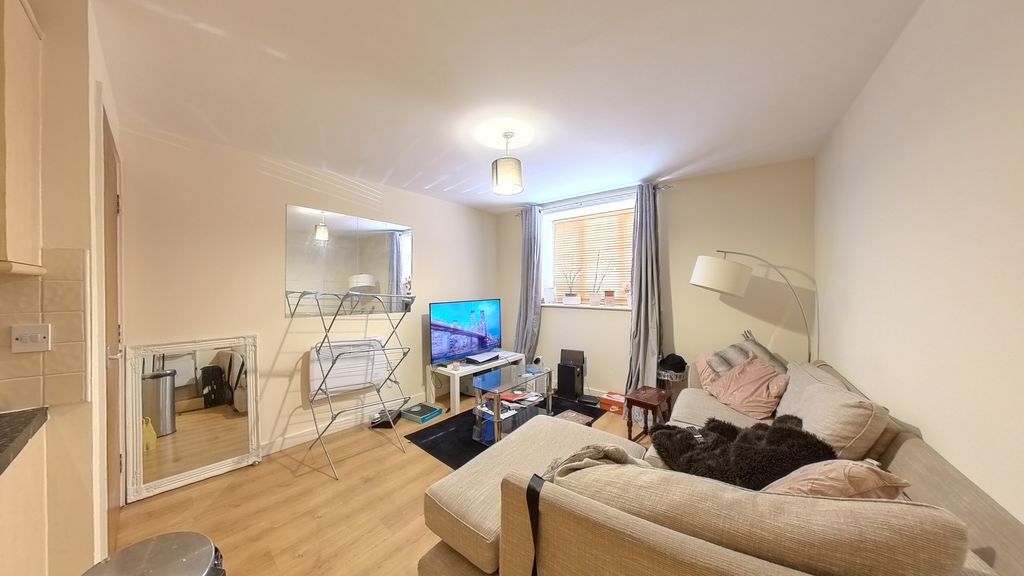 Property photo 2 of 24