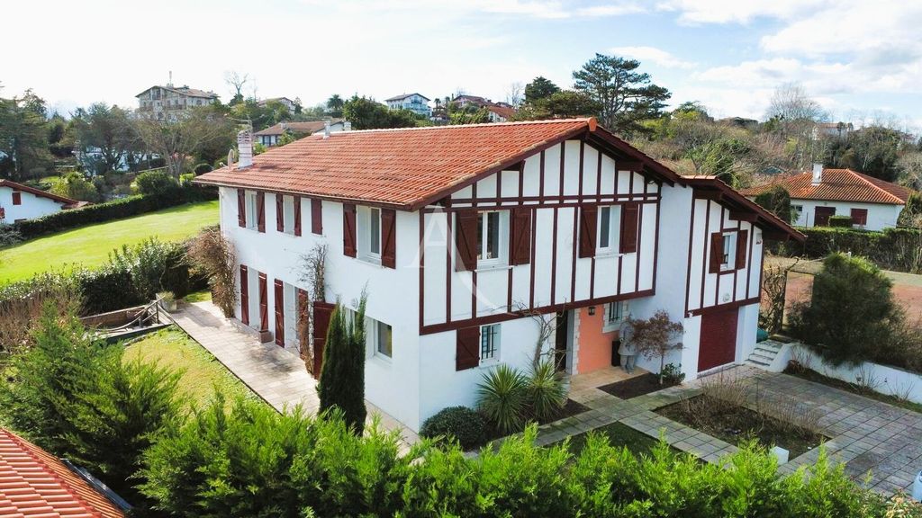 Property photo 2 of 6