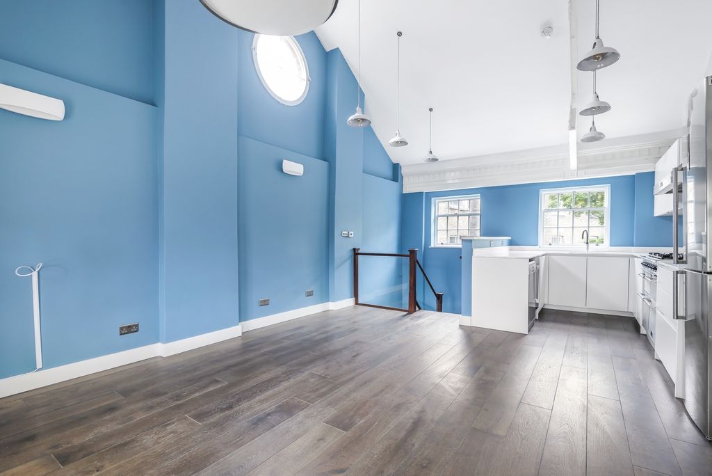 Property photo 2 of 15 Reception Room