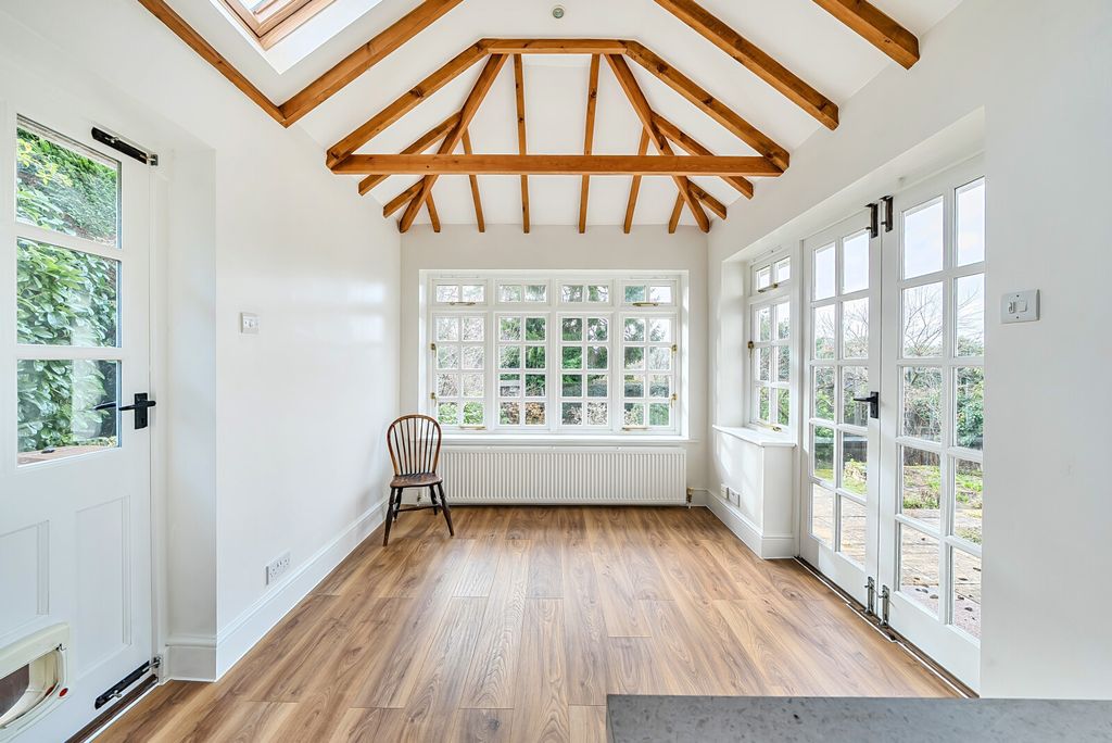 Property photo 2 of 24 1404876-13-697A2B...