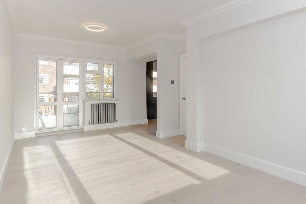 Property photo 1 of 4