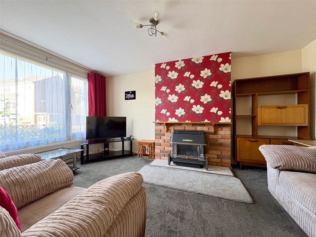 Property photo 3 of 12 Picture No. 14