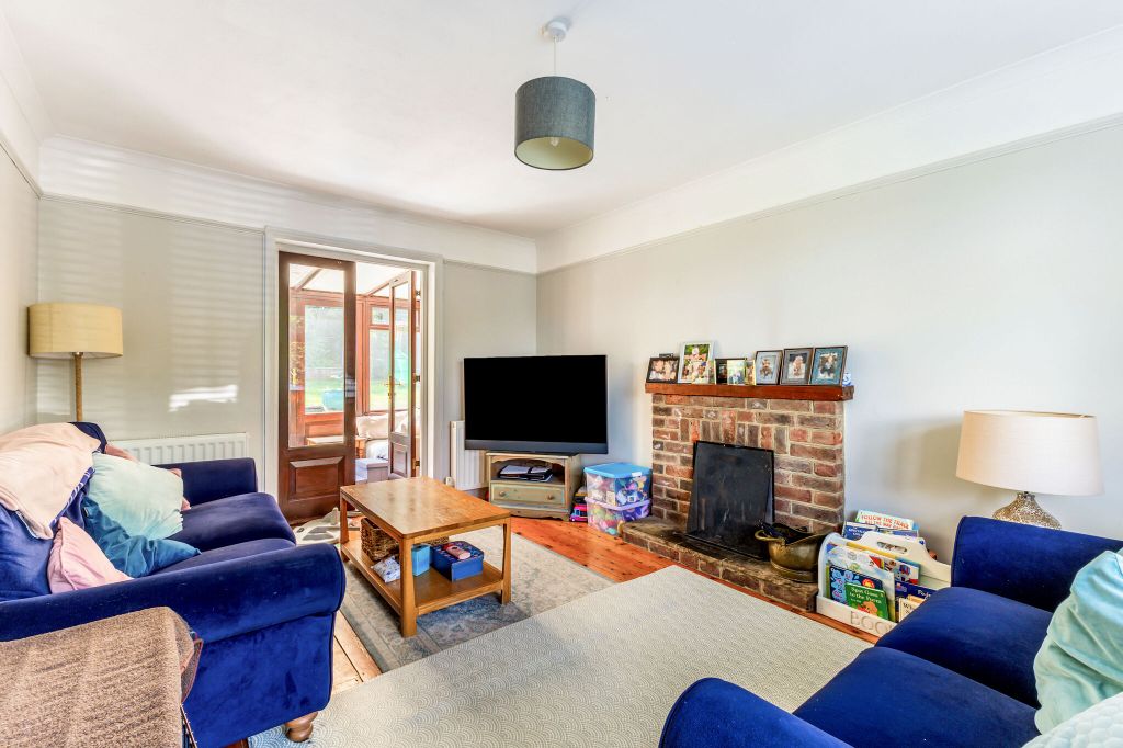 Property photo 2 of 19
