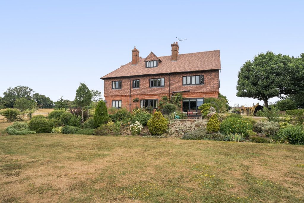 Property photo 2 of 27 Picture No. 39