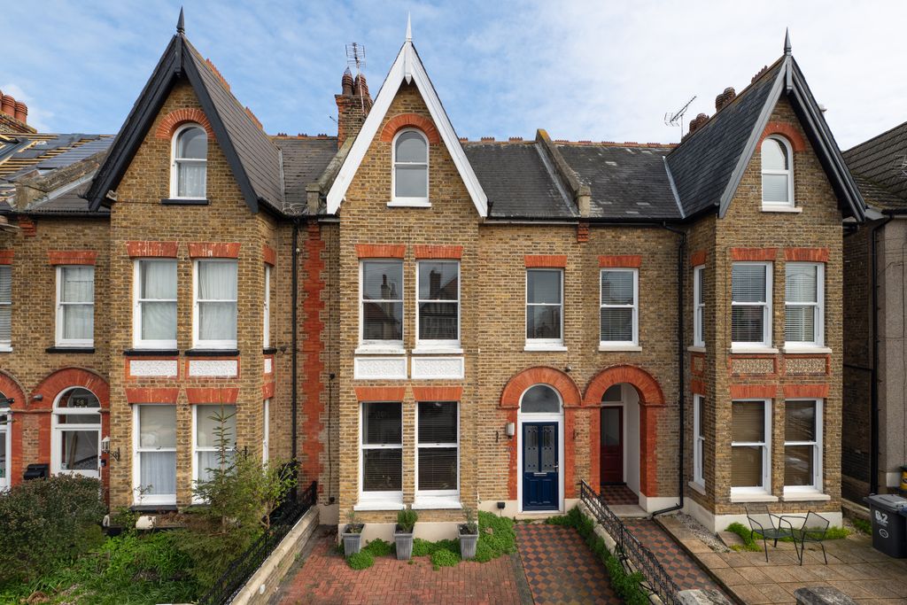 Property photo 1 of 20 Dsc_6473 Copy