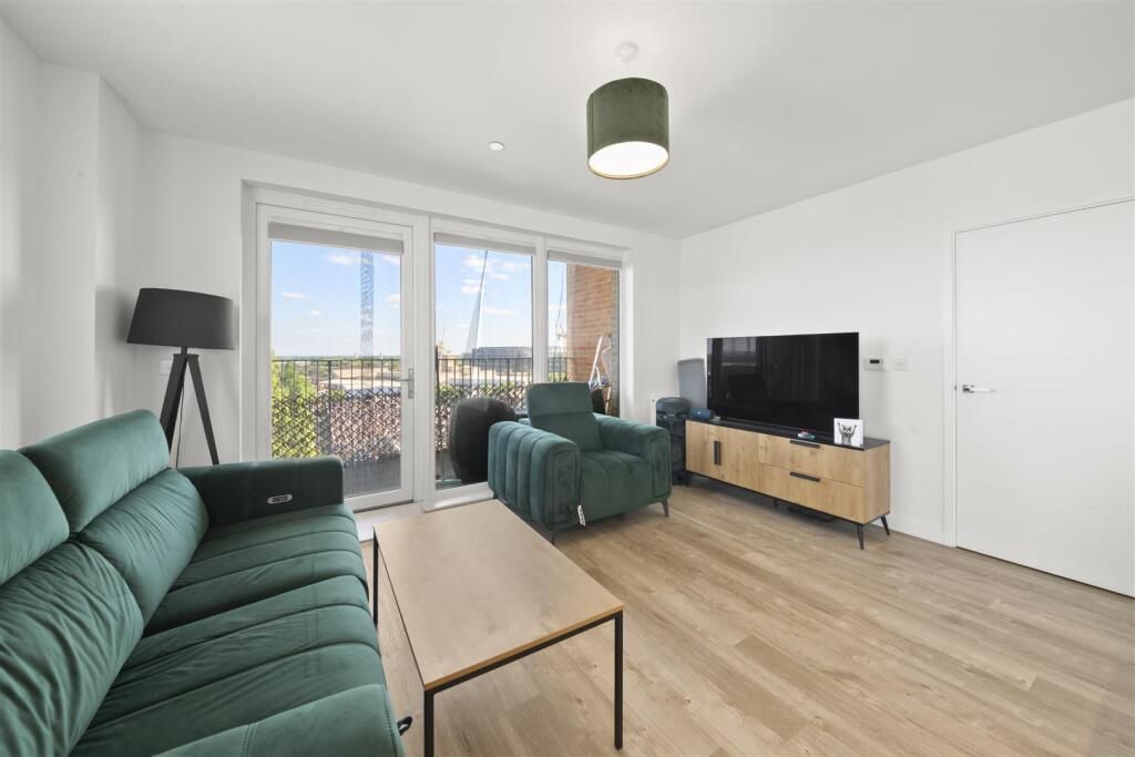 Property photo 2 of 12 18Db3F38Fd447A30034B642288Ffa5A7.Jpeg