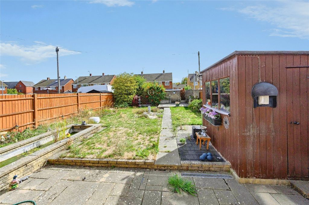 Property photo 2 of 14 Garden
