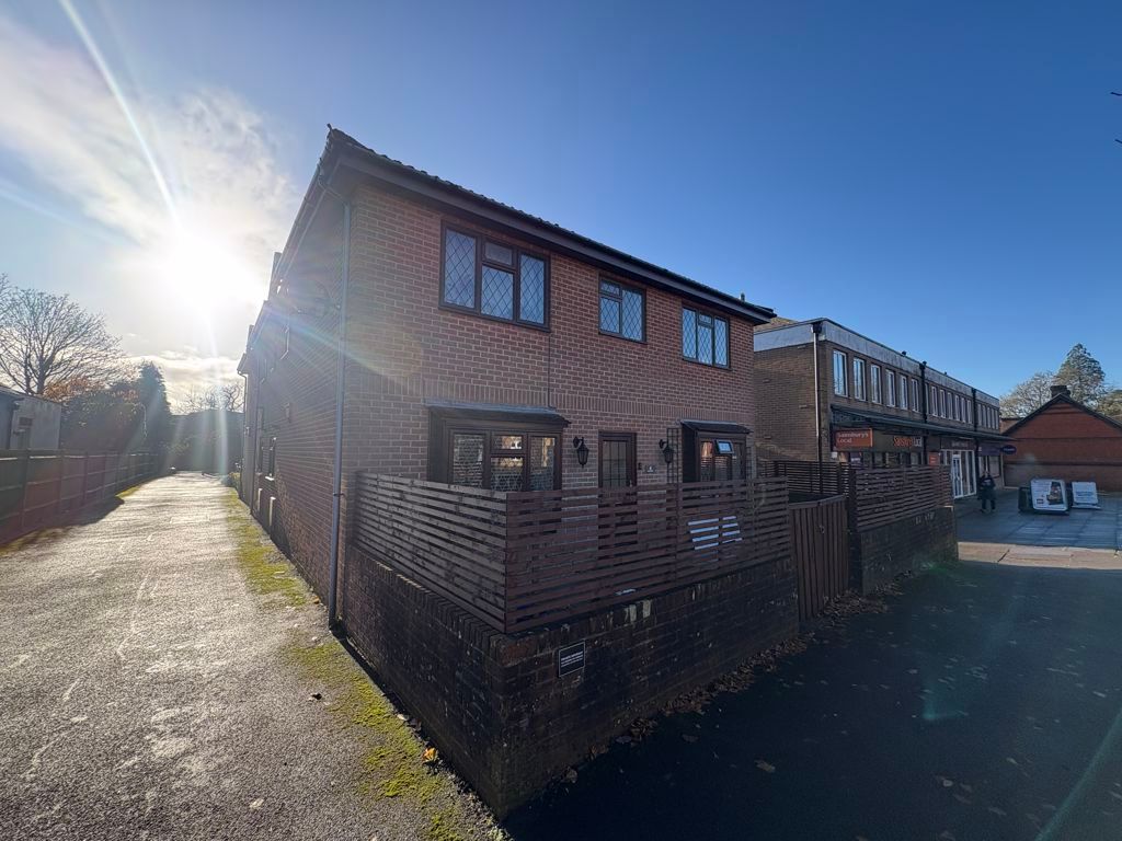 Property photo 1 of 6 Photo 6