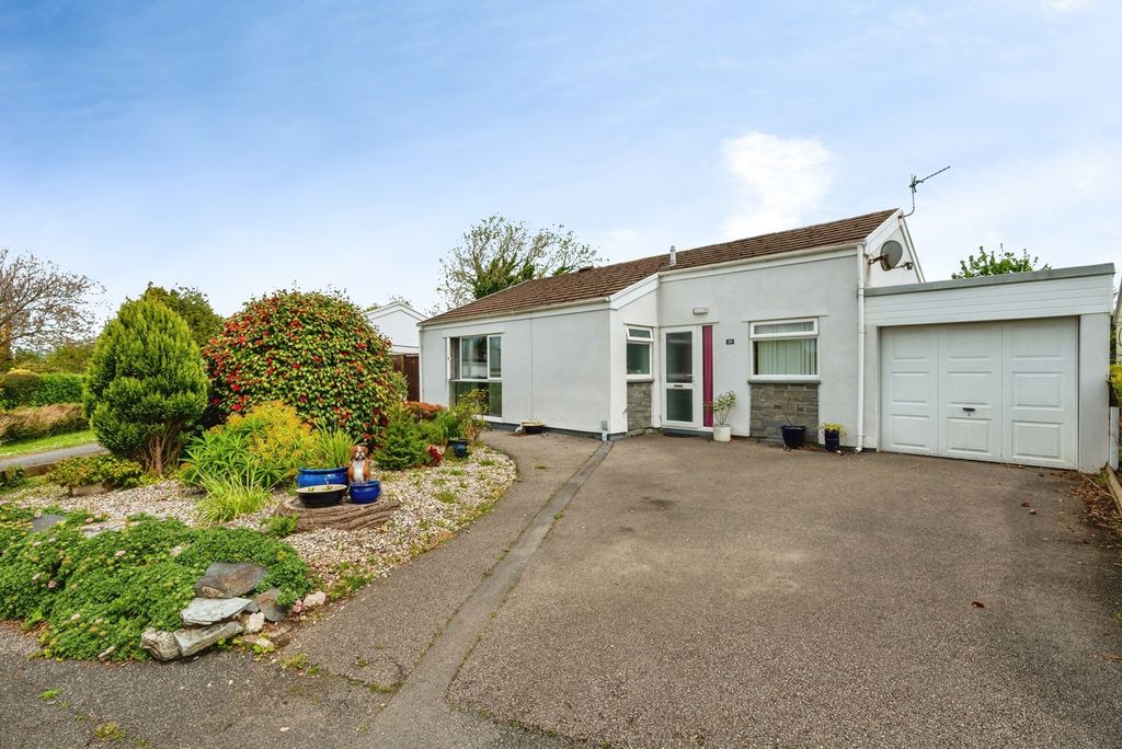 Property photo 1 of 19 Pbox-Img.Jpg