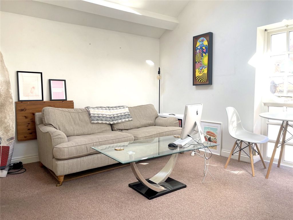 Property photo 1 of 7 Picture No. 01