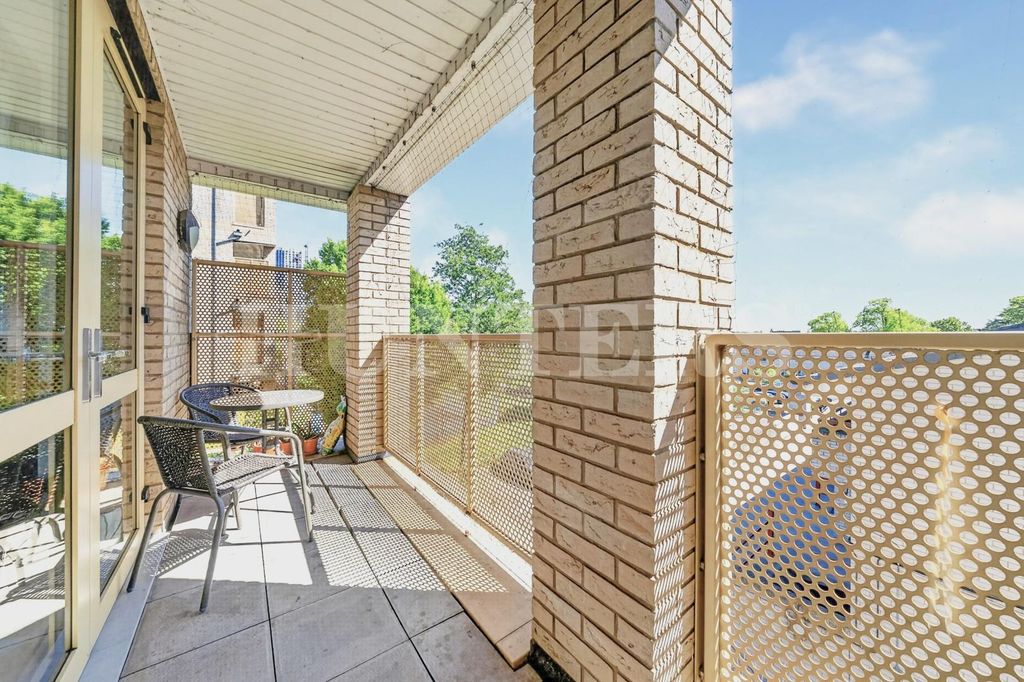 Property photo 3 of 14 Dsc05033.Jpg