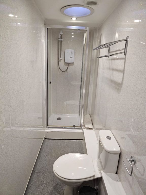 Property photo 3 of 4