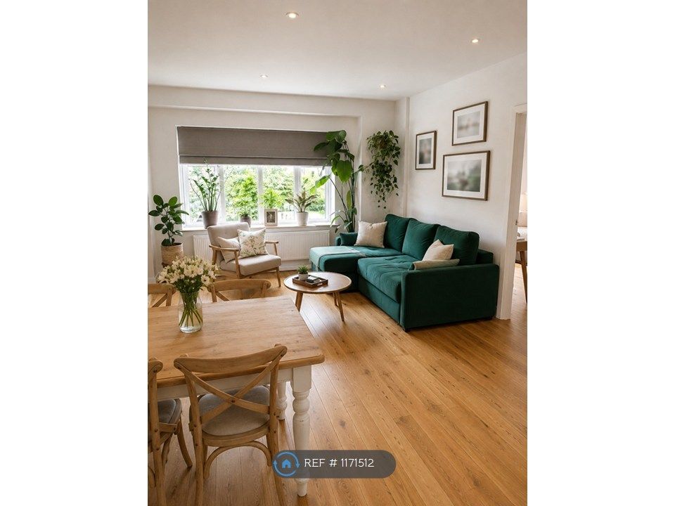 Property photo 1 of 9 Living Room