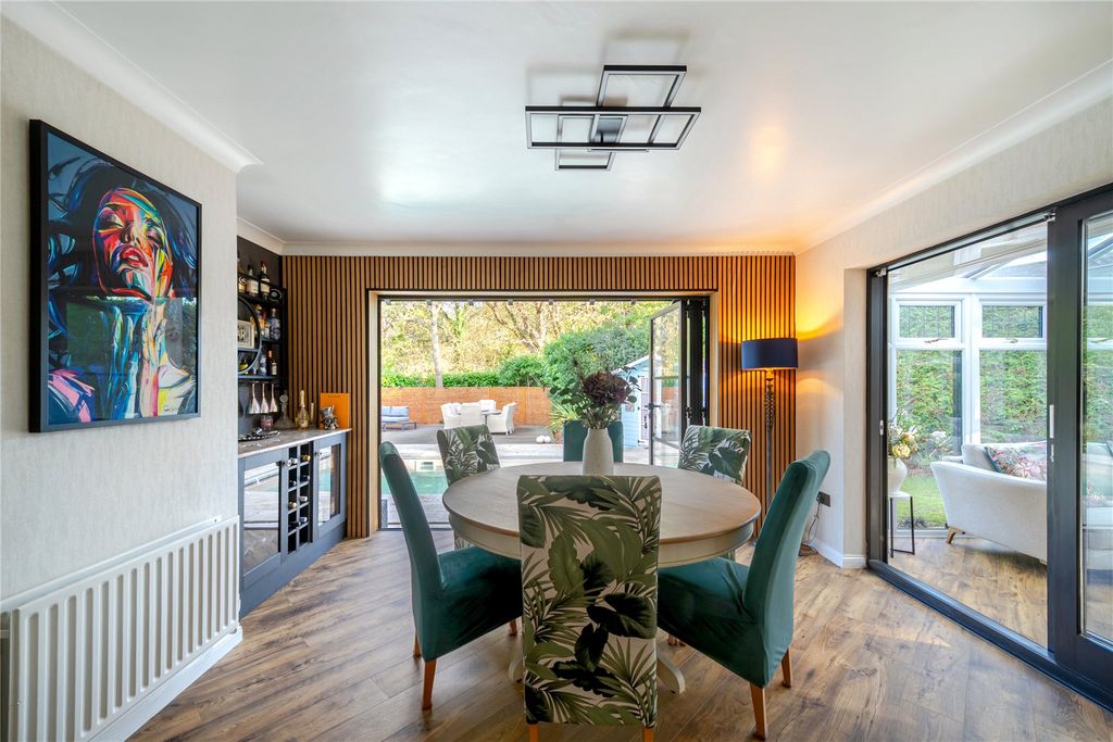 Property photo 3 of 24 Picture No. 13