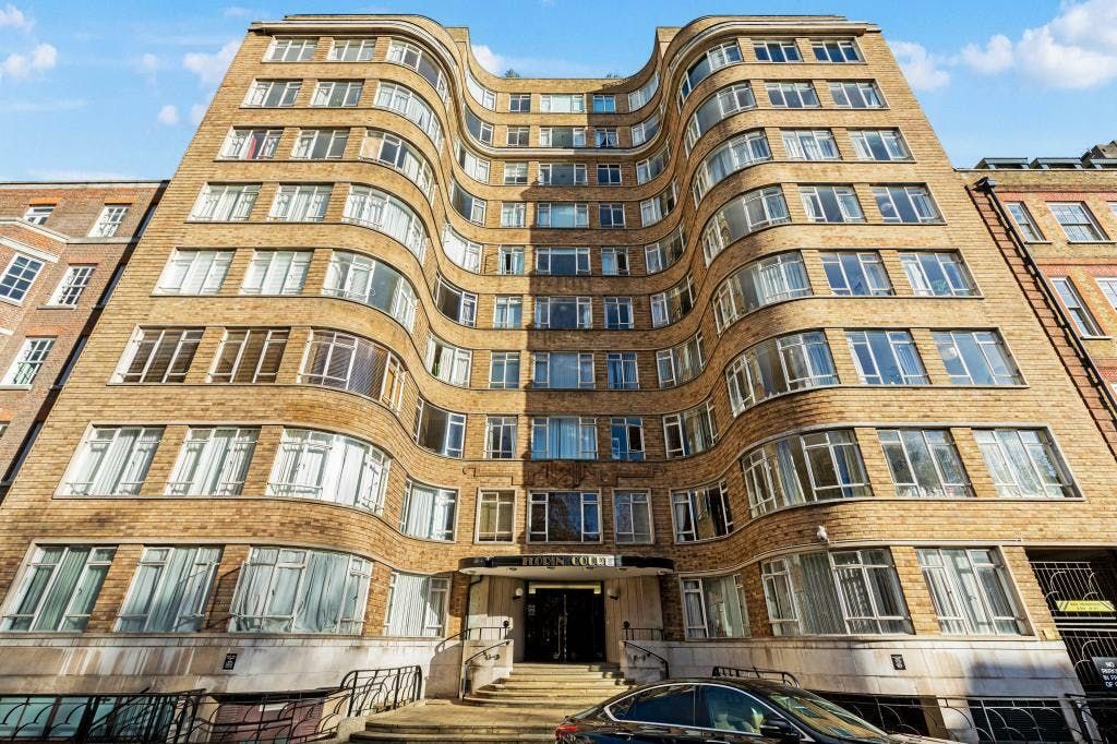 Property photo 2 of 12 Florin Court