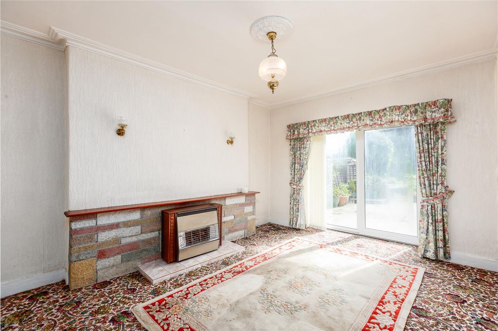 Property photo 2 of 28 Cz0A9396-Edit.Jpg