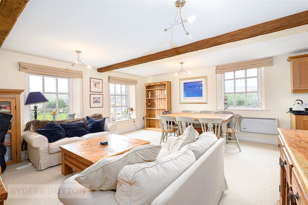 Property photo 2 of 14 Open Plan Living