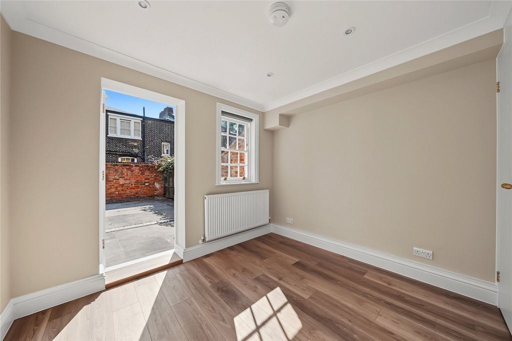 Property photo 3 of 11 Picture No. 09