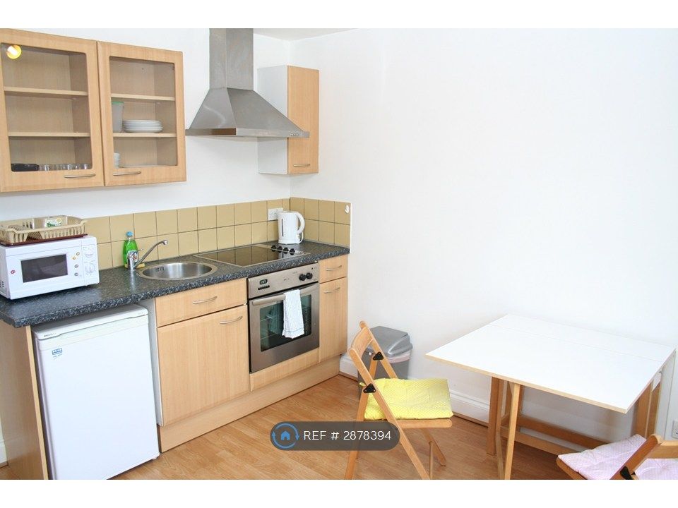 Property photo 3 of 6