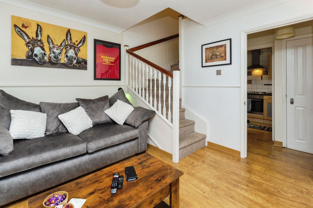 Property photo 2 of 17