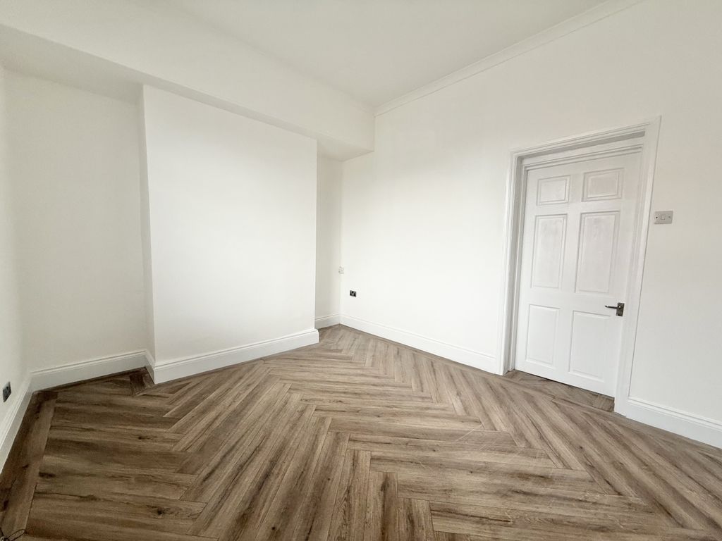 Property photo 2 of 10 Img_7414
