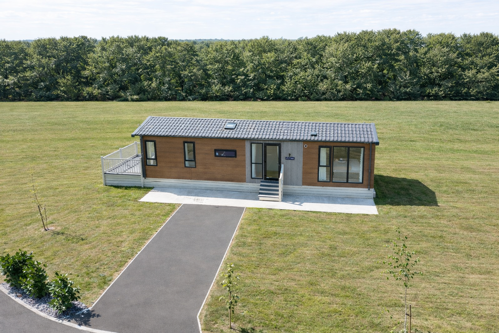 Property photo 1 of 9