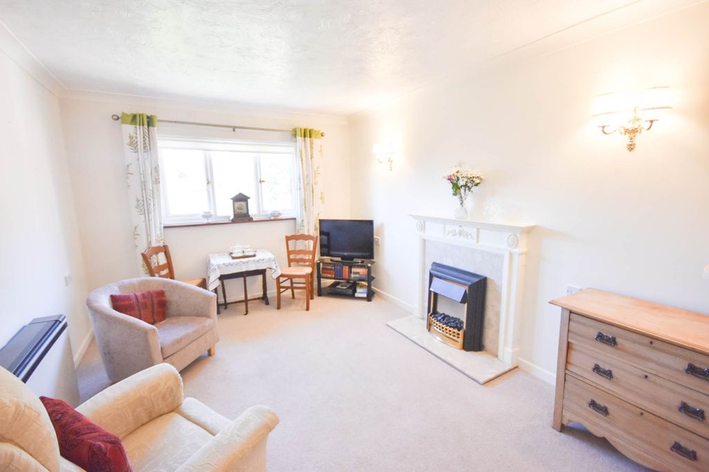 Property photo 3 of 15
