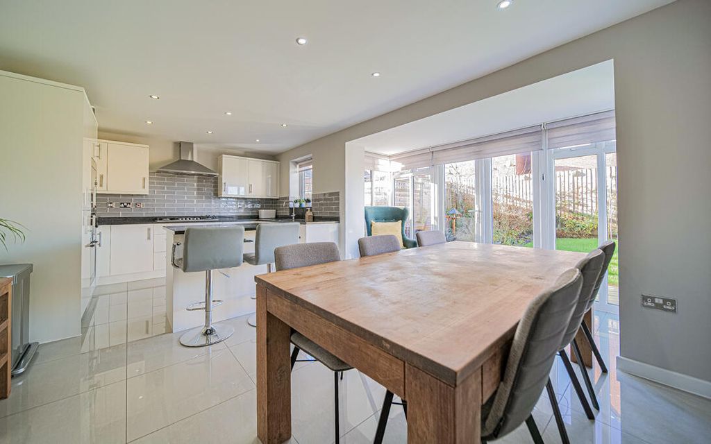 Property photo 2 of 30 P1066019.Jpg