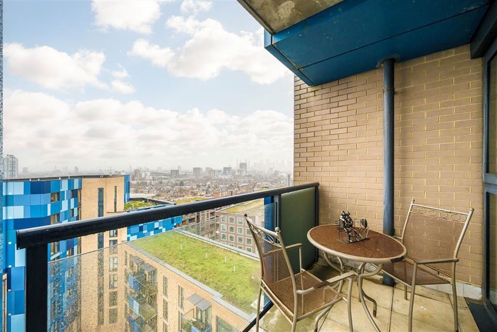 Property photo 2 of 8