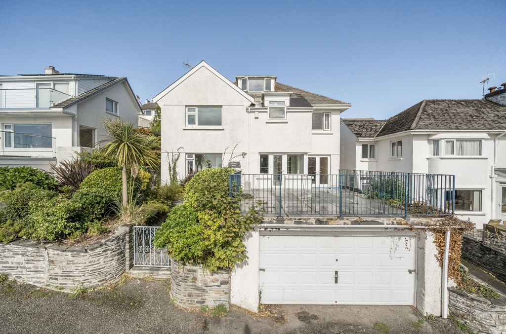 Property photo 1 of 17 1355702-1-68c4293...