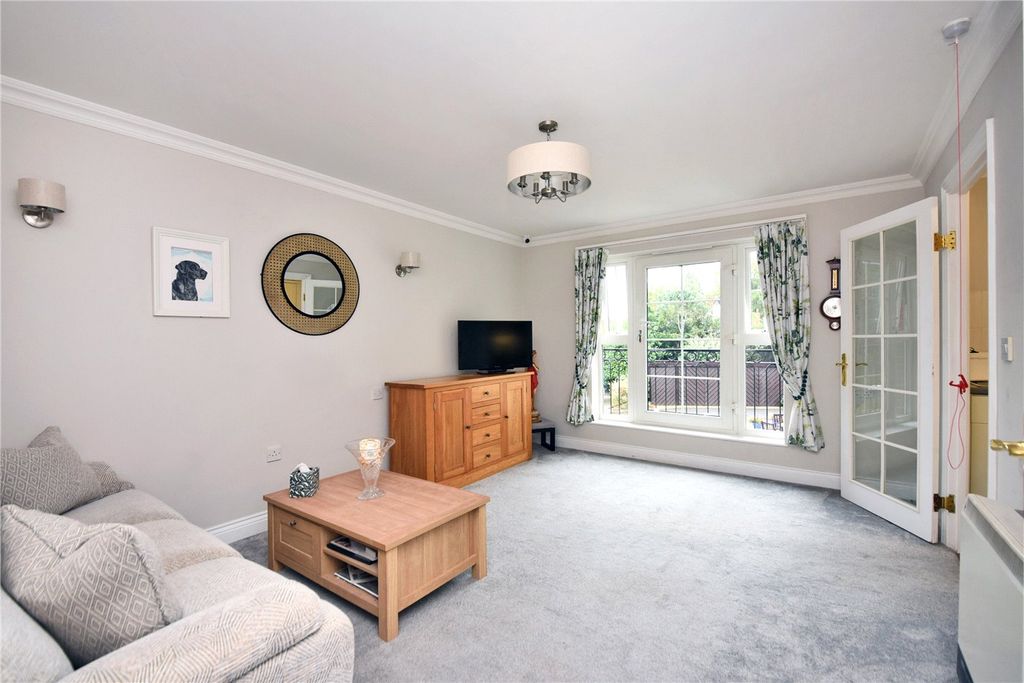 Property photo 2 of 12 Picture No. 02