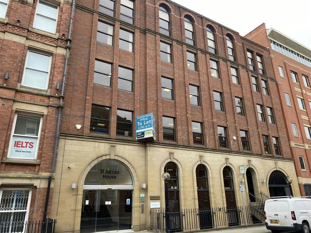 Property photo 1 of 5 St James House  External.Jpg