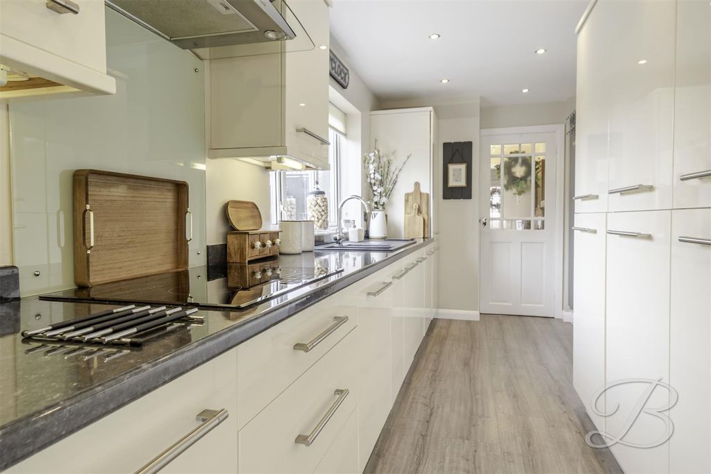 Property photo 2 of 48 Ccltd-25.Jpg