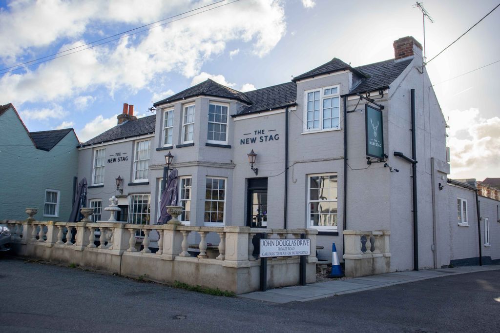 Property photo 1 of 7