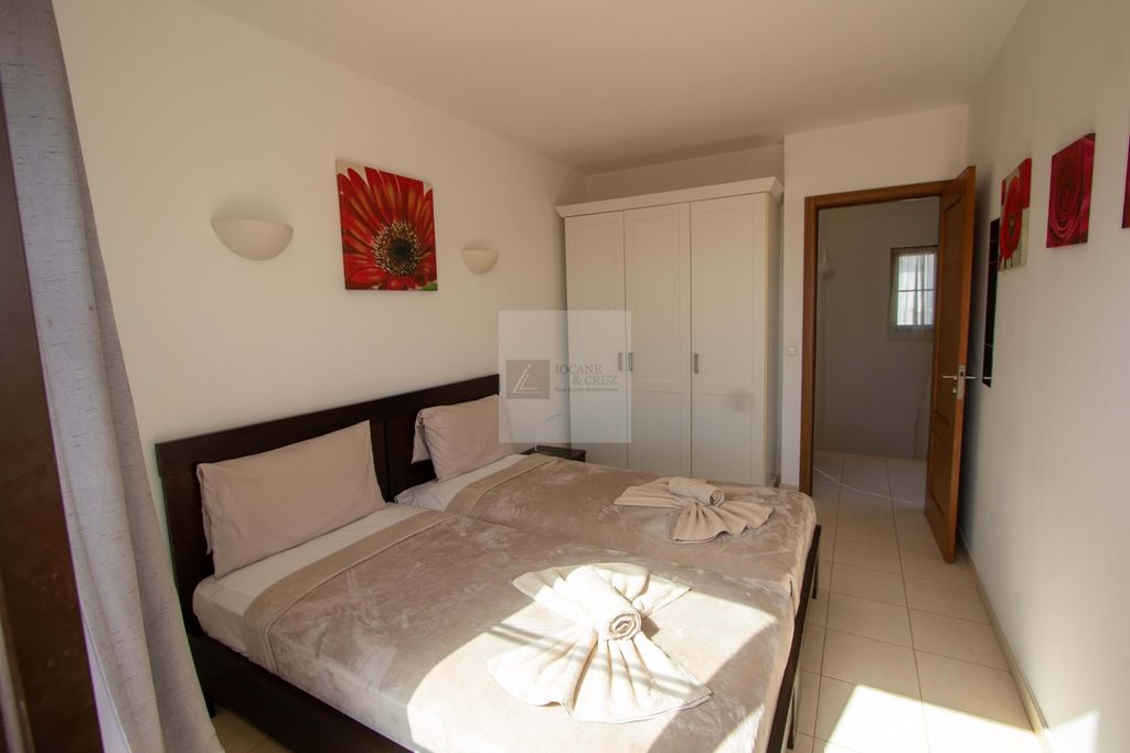 Property photo 2 of 30