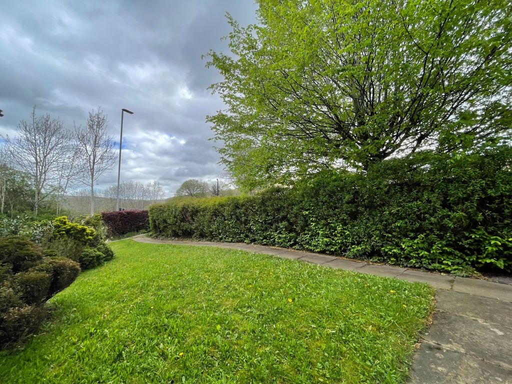 Property photo 3 of 24 Picture No. 35