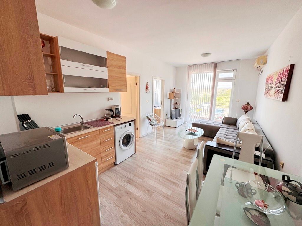 Property photo 2 of 19