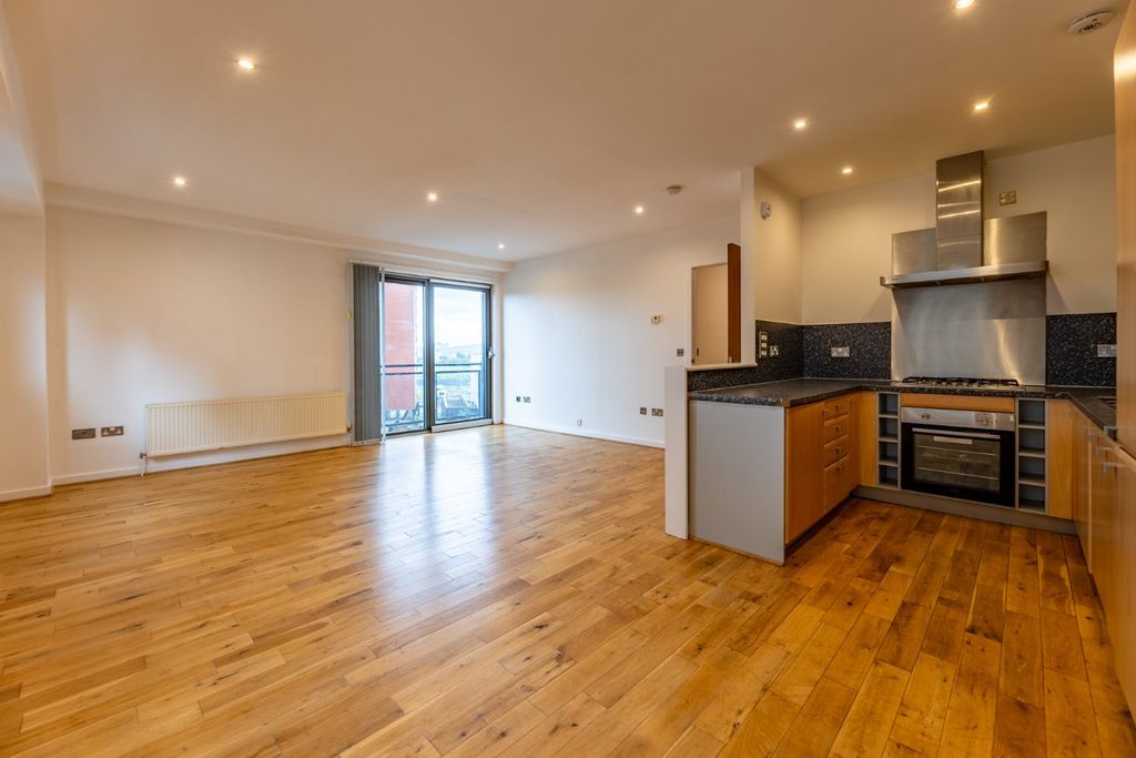 Property photo 2 of 18 Picture 2