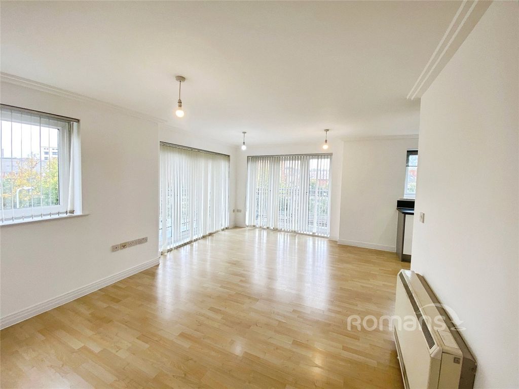 Property photo 2 of 9 Picture No. 03