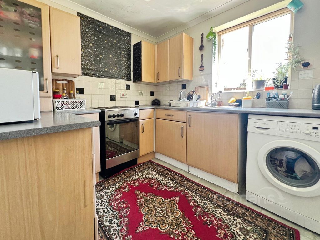 Property photo 2 of 13 Pbox-Img.Jpg