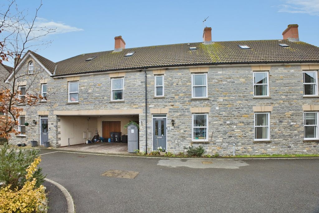 Property photo 1 of 18 Pbox-Img.Jpg